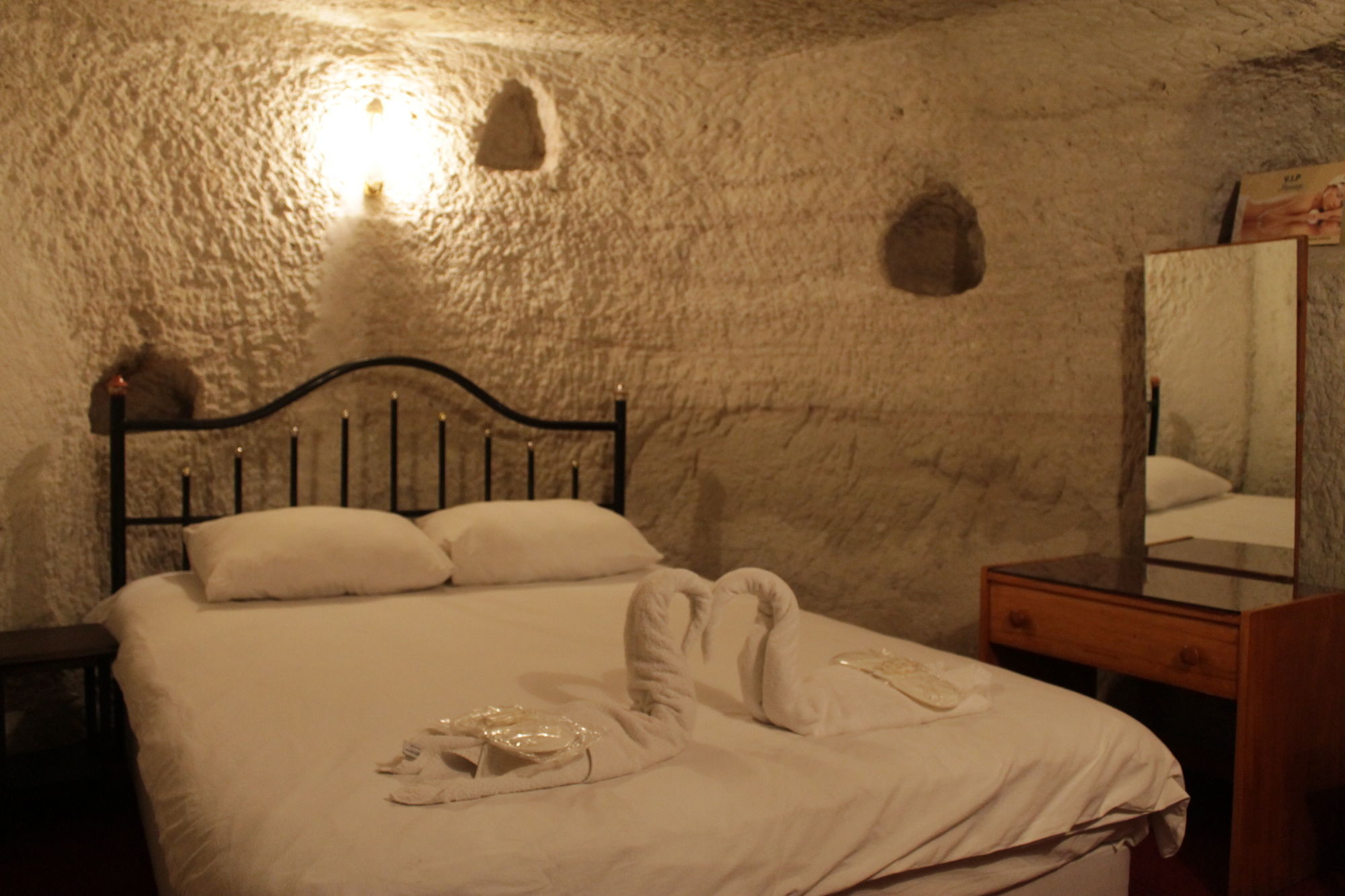 Yasin'S Place Backpackers Cave Hostel Goreme Exterior photo